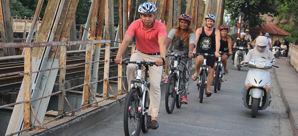 hanoi bicycle tours 